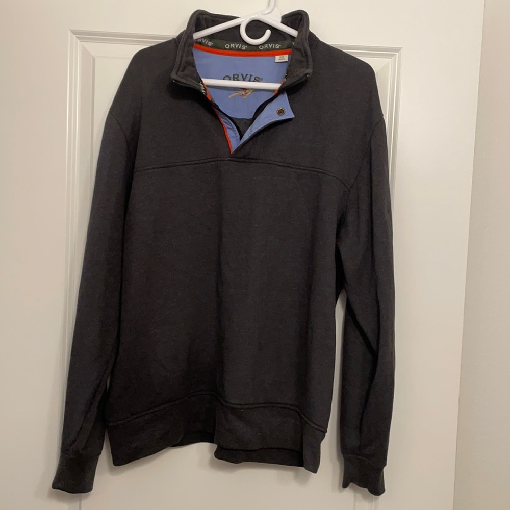 Men’s Orvis quarter zip sweater. Color: Gray Condition:9/10